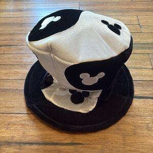 Disney Mickey Mouse Mad Hatter Top Hat Black White Ying Yang Adult